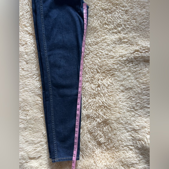 Madewell size 28 jeans - Picture 7 of 9